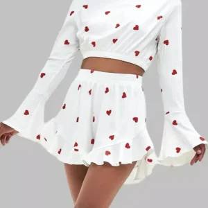 Pigiama corto a cuori con maniche lunghe