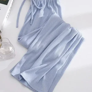 Pantaloni lunghi comodi con gamba ampia