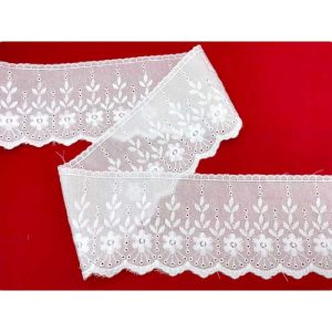 10 metri Pizzo sangallo art. 4BF27 altezza 9cm Passamaneria San gallo Bianco Ricamo Fiore Smerlato balza unica