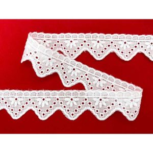 10 metri Pizzo sangallo art. 4BF43A altezza 2,5cm Passamaneria San gallo Bianco Ricamo Smerlato balza unica