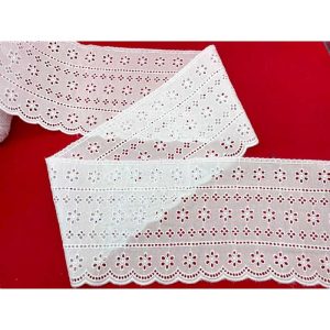 10 metri Pizzo sangallo art. 4BF48C altezza 14,5cm Passamaneria San gallo Bianco Ricamo Fiore Smerlato balza unica